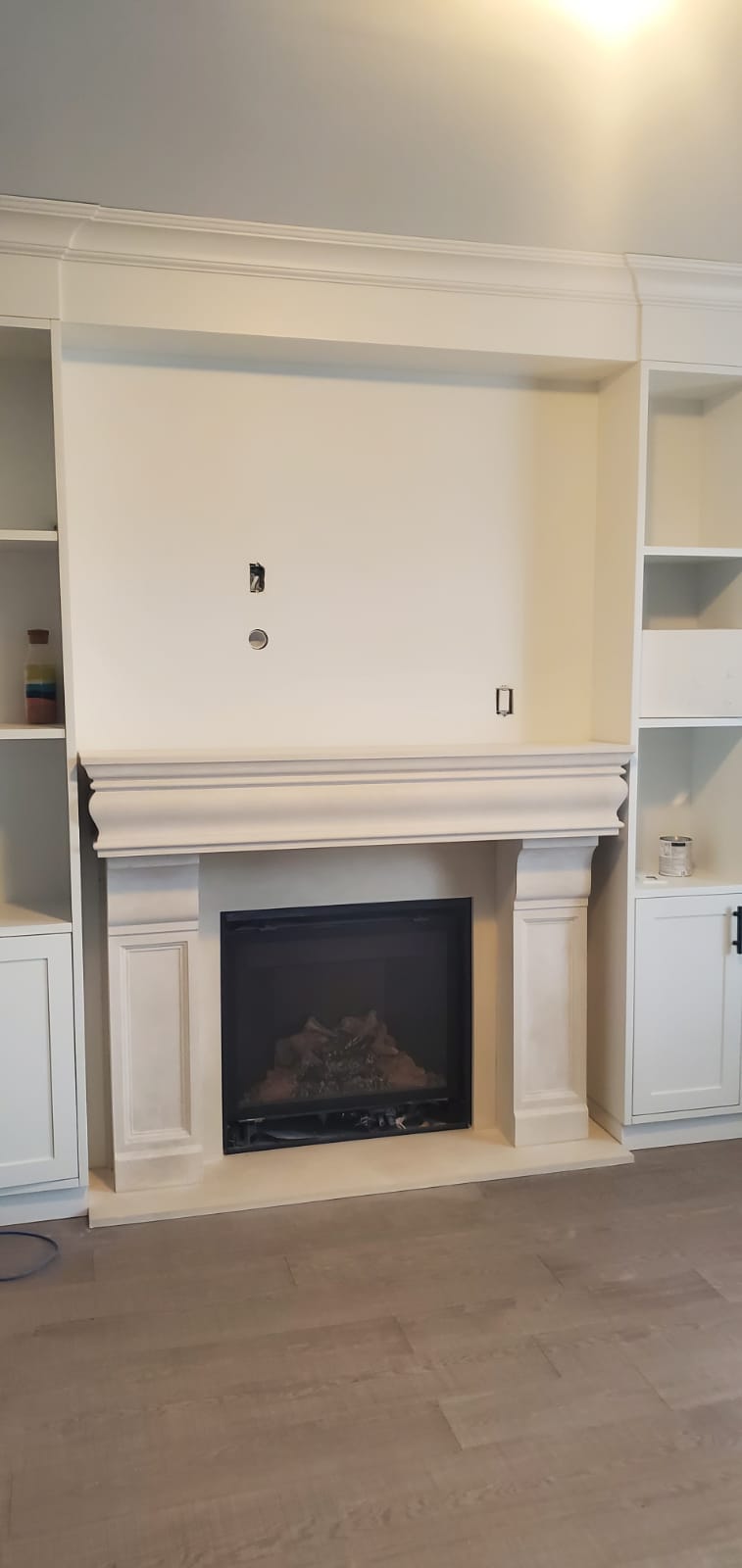 Omega Mantels Fireplace Mantel Surround (Cast Stone) 1106.511 GS