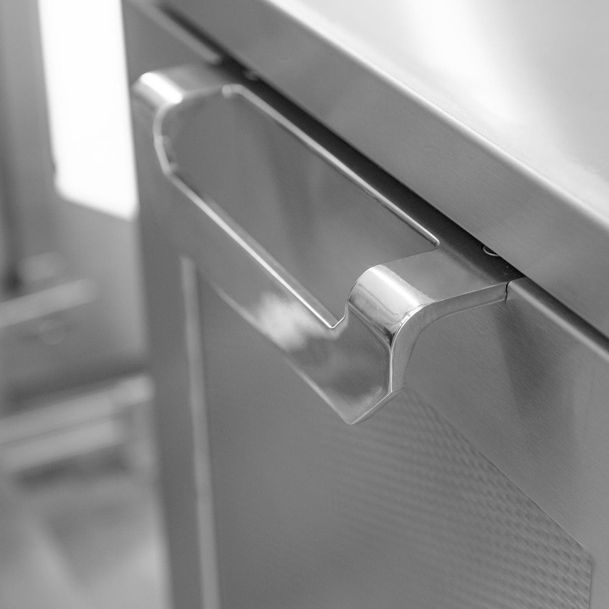 Hestan 36-Inch Propane Tank/Trash Drawer & Storage Cabinet Combo