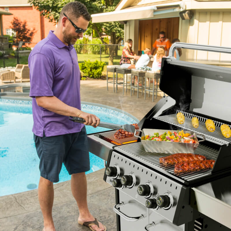 Broil King Baron S 490 PRO IR 4-Burner Gas Grill With Rotisserie & Infrared Side Burner