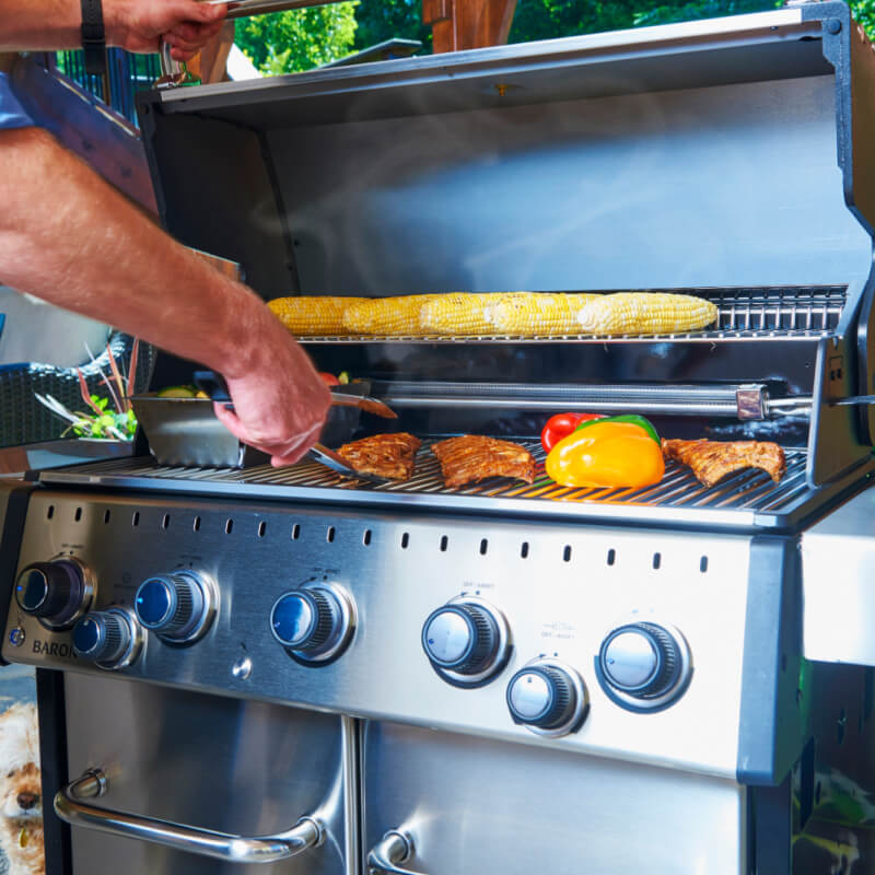 Broil King Baron S 590 PRO IR 5-Burner Gas Grill With Rotisserie & Infrared Side Burner