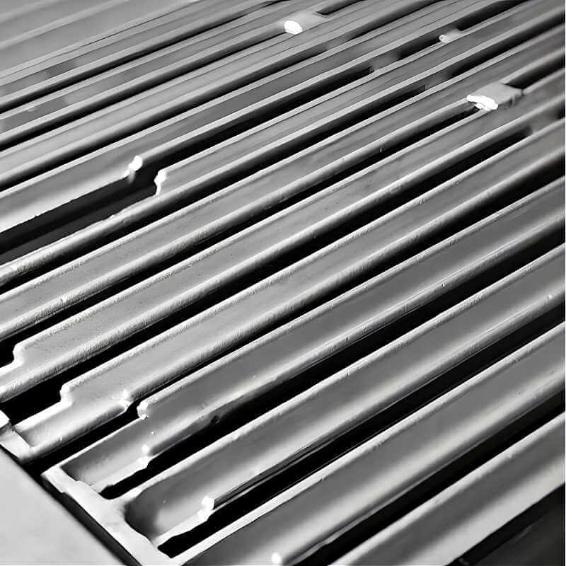 Broil King Imperial QS 690i 6-Burner Gas Grill Center