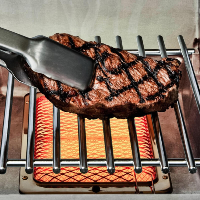 Broil King Baron S 440 PRO IR 4-Burner Gas Grill With Infrared Side Burner