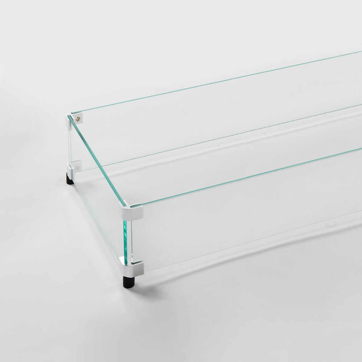Linear Glass Wind Guard