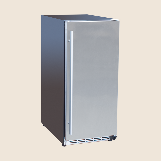Summerset RFR-15S 15-Inch Outdoor Refrigerator - angled view door closed