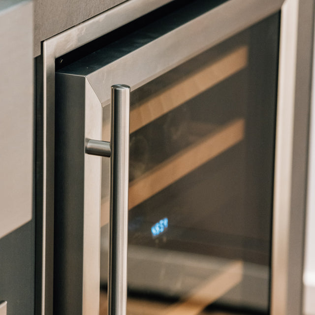 Summerset RFR-24WD 24-Inch Dual Zone Wine Cooler - interior wood racks