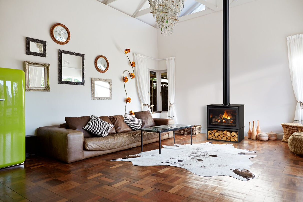 Majestic Trilliant 30 Free Standing Direct Vent Gas Fireplace | TRILLIANT30IL TRILLIANT30IN