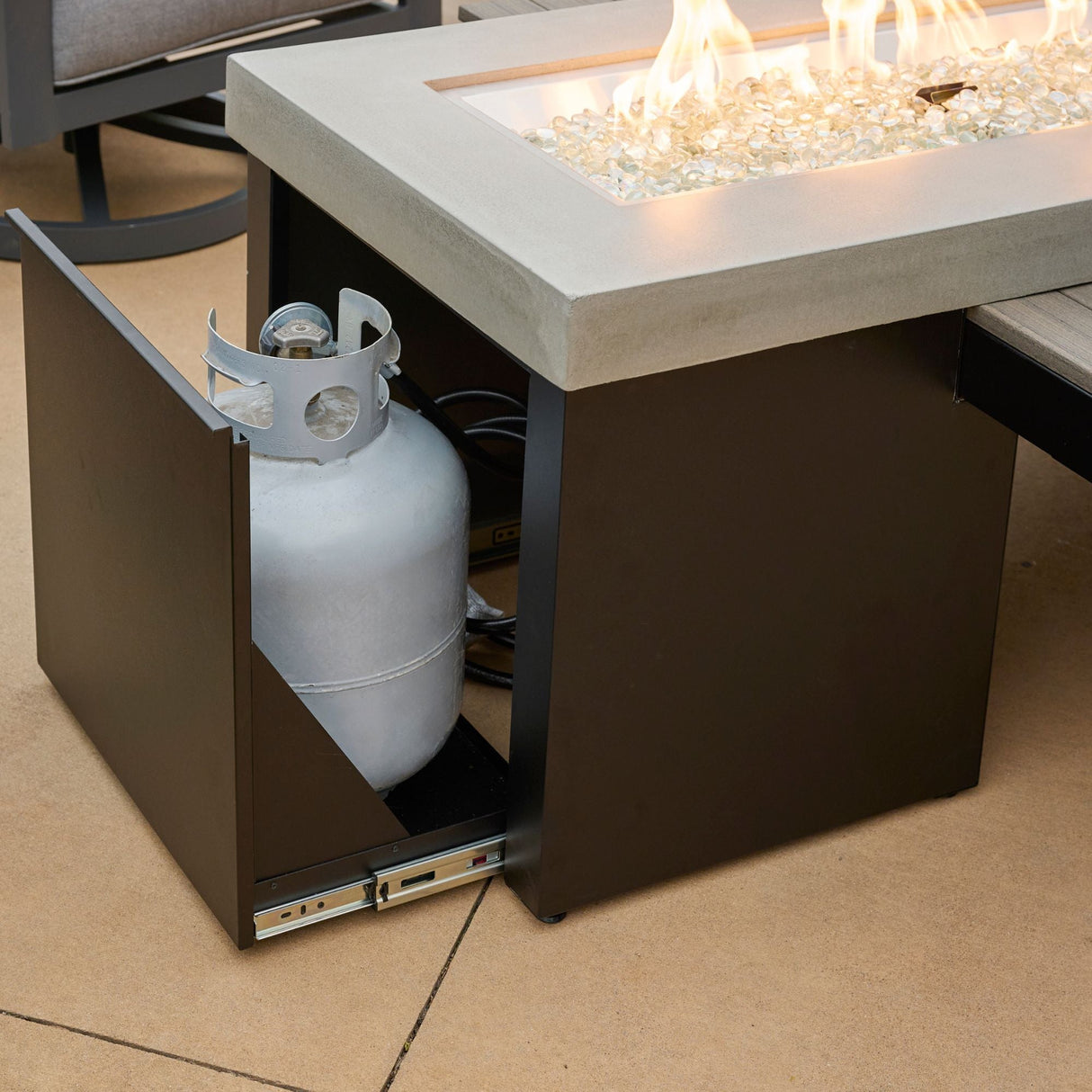 The Outdoor GreatRoom Uptown Linear Gas Fire Pit Table