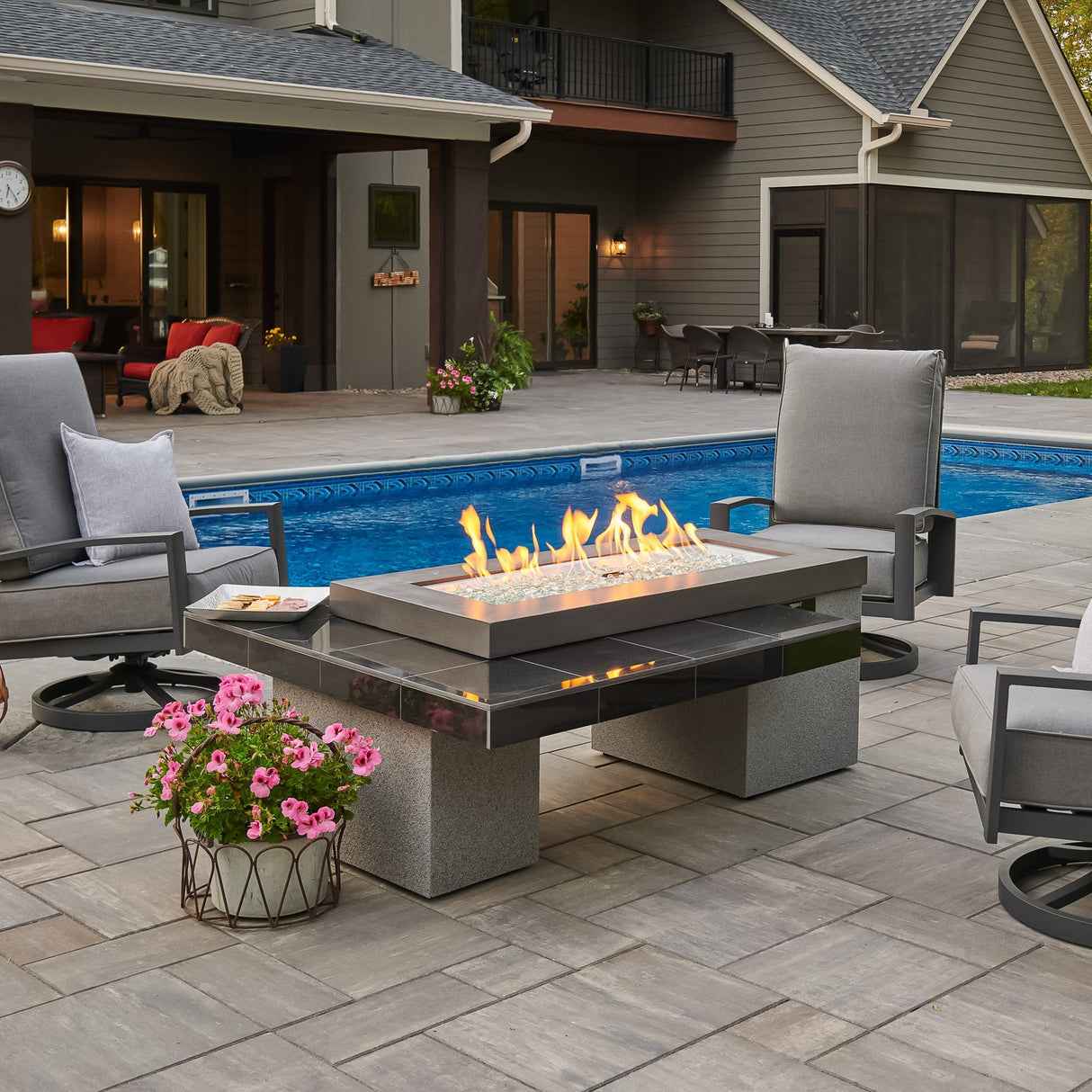 The Outdoor GreatRoom Uptown Black Linear Fire Pit Table