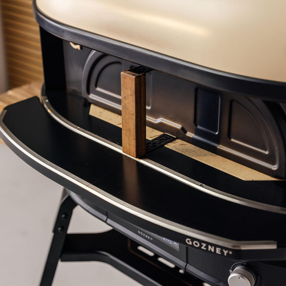 Gozney Dome Gen 2 Pizza Oven Mantel - Black - AM1995