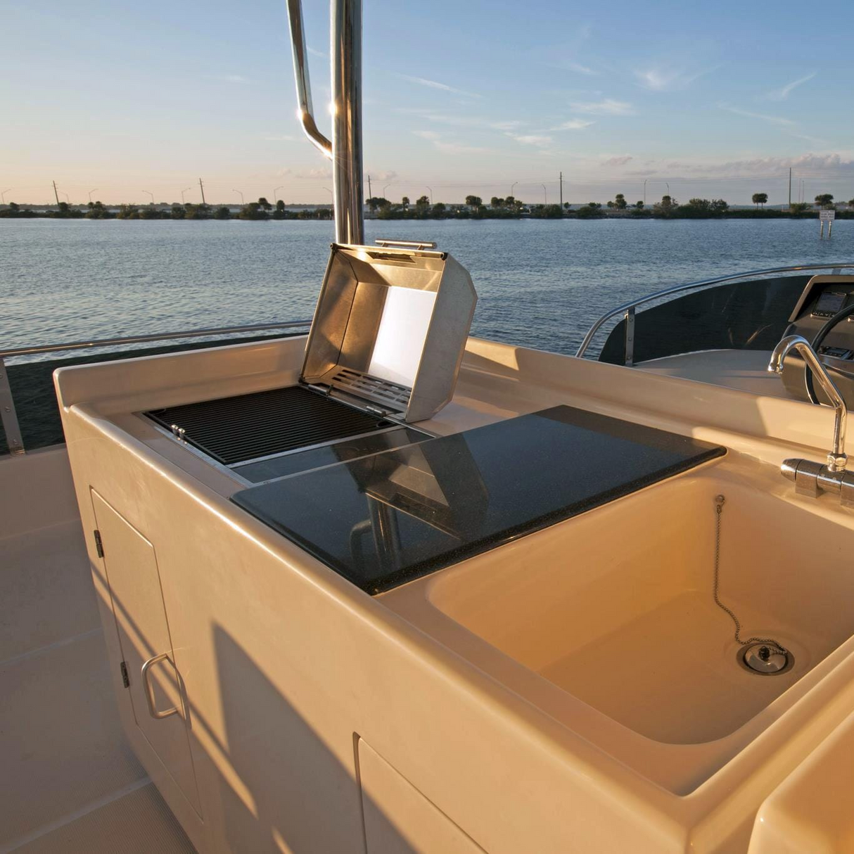 Kenyon Frontier One Zone Built-In 120V Electric Grill W/ IntelliKen Control - B70550