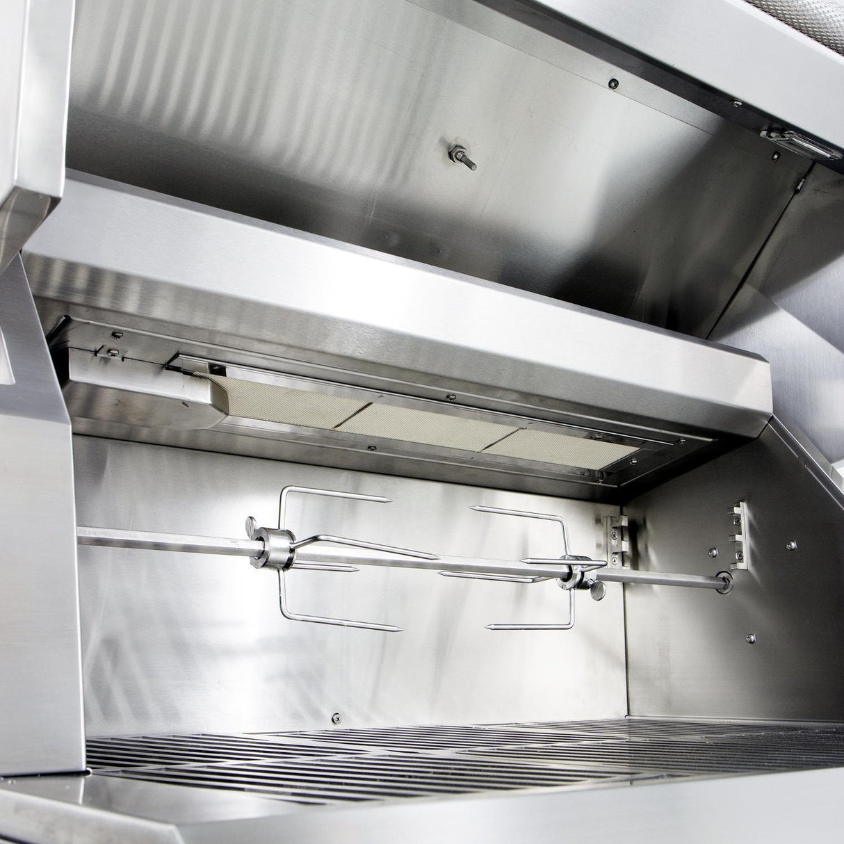 Hestan 36-Inch Built-In Natural Gas Grill W/ Sear Burner & Rotisserie GMBR36-NG