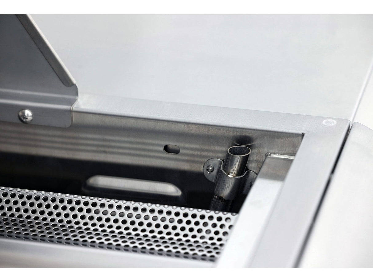 Blaze LTE PRO 32-Inch 4-Burner Gas Grill With Rear Infrared Burner & Rotisserie with Cart