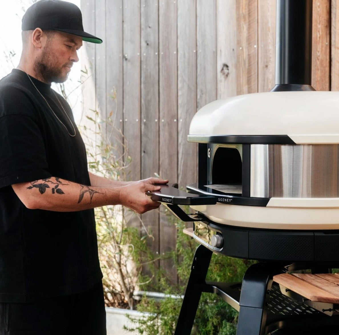 Gozney Dome Gen 2 Pizza Oven Mantel - Black - AM1995