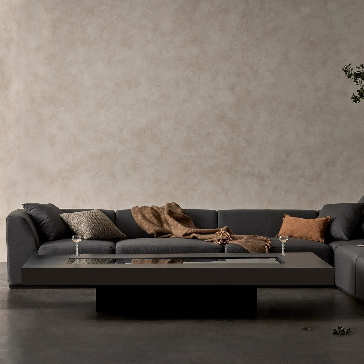 EcoSmart Fire Gin 90 Low Fire Pit Table