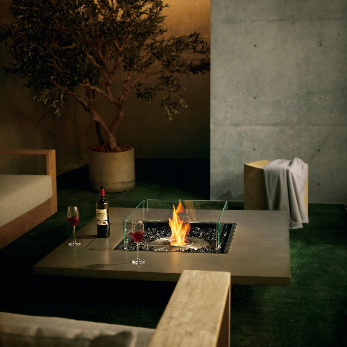 EcoSmart Fire Vertigo 50 Fire Pit Table