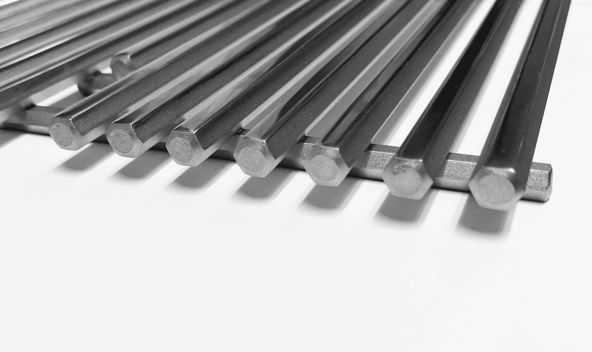 Close-up of XO Heavy Duty Stainless Steel Hex Grate for XOGRILL36 showing durable hexagonal rods for even heat distribution and grilling performance.