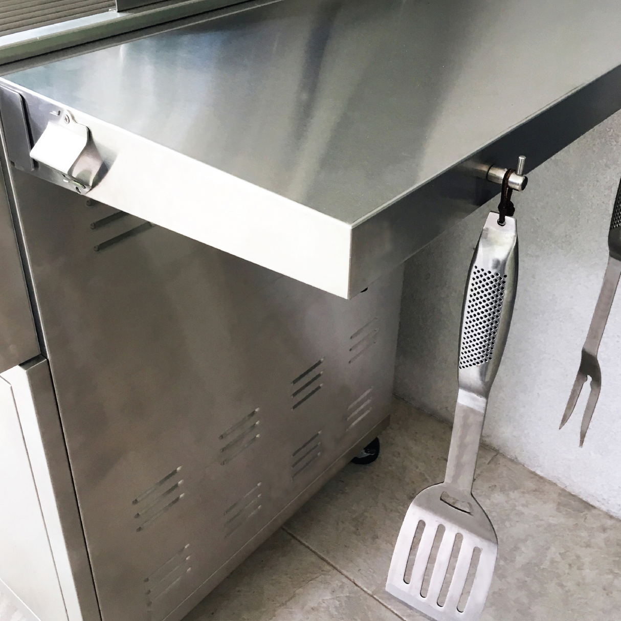 XO Pro Luxury 30 Inch Freestanding Gas Grill on Cart with Infrared Burner & Rotisserie