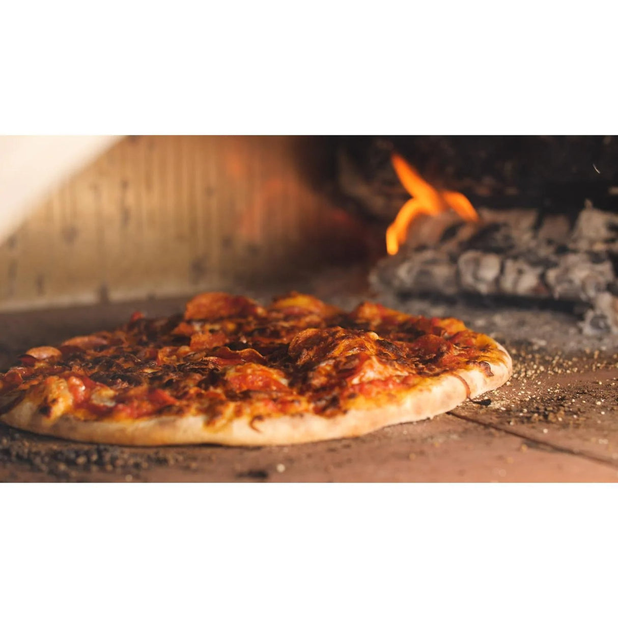 Alfa 4 Pizze 31-Inch Outdoor Wood-Fired Countertop Pizza Oven - Copper