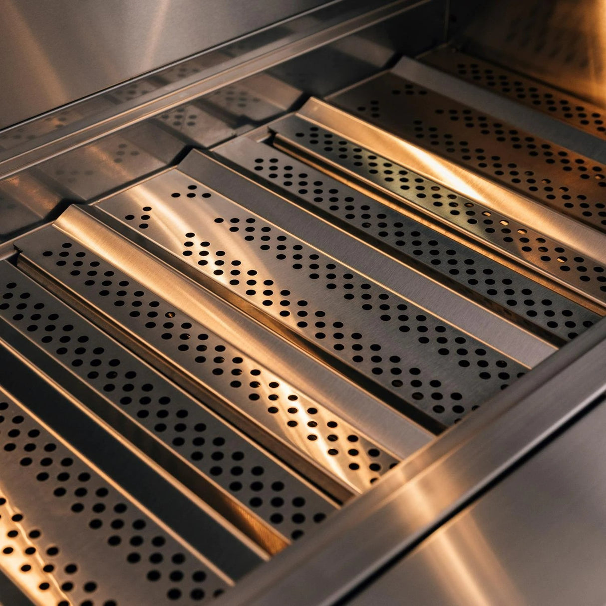 American Made Grills Atlas 36-Inch Freestanding Gas Grill with Cart