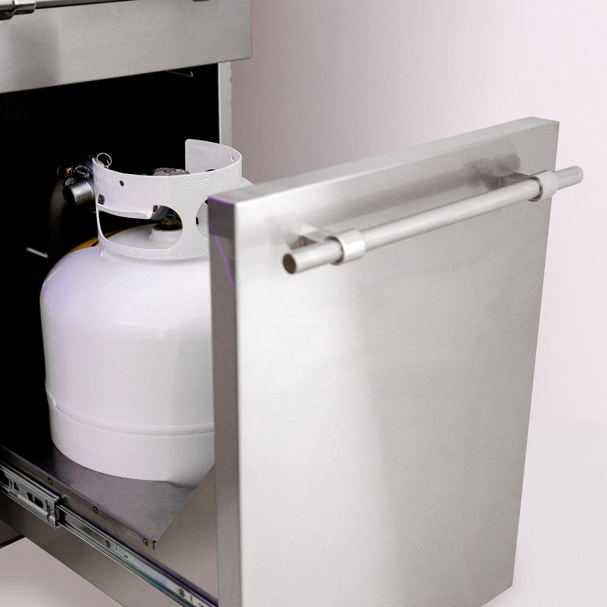 American Made Grills Encore 36-Inch Freestanding Hybrid Gas Grill with Cart