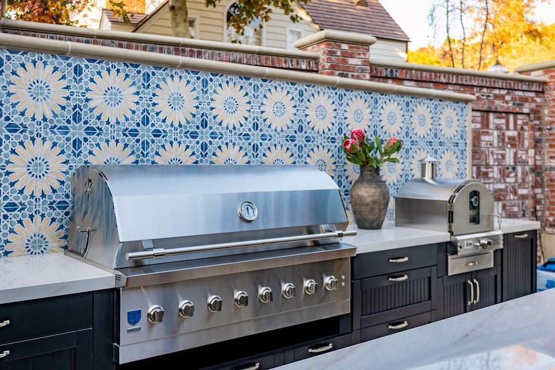 American Made Grills Encore 54-Inch Built-in Hybrid Grill - Gas Wood & Charcoal