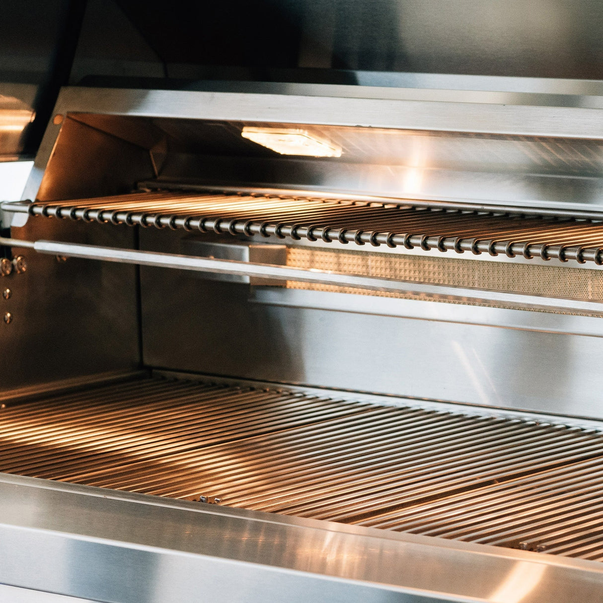 American Made Grills Estate 30-Inch Freestanding Gas Grill - ESTFS30