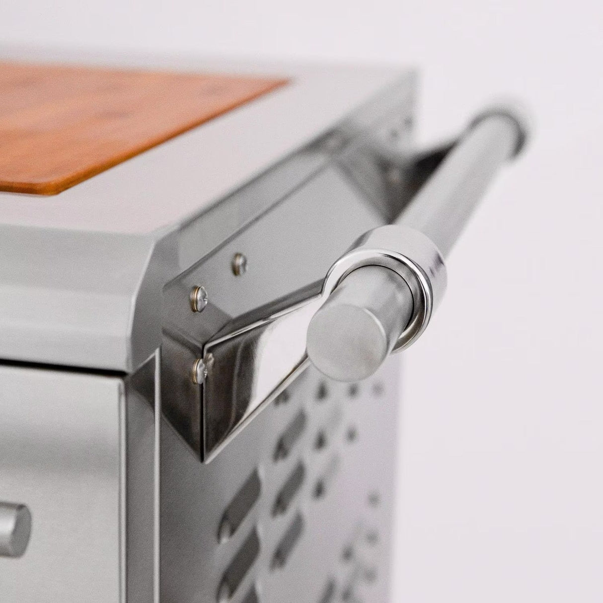 American Made Grills Muscle 36-Inch Freestanding Hybrid Grill on Cart - Natural Gas - MUSFS36-NG