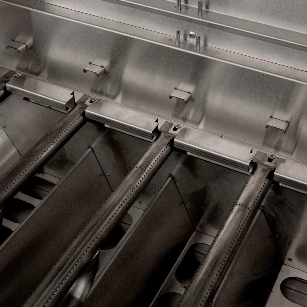 American Made Grills Muscle 36-Inch Freestanding Hybrid Grill - Propane - MUSFS36-LP