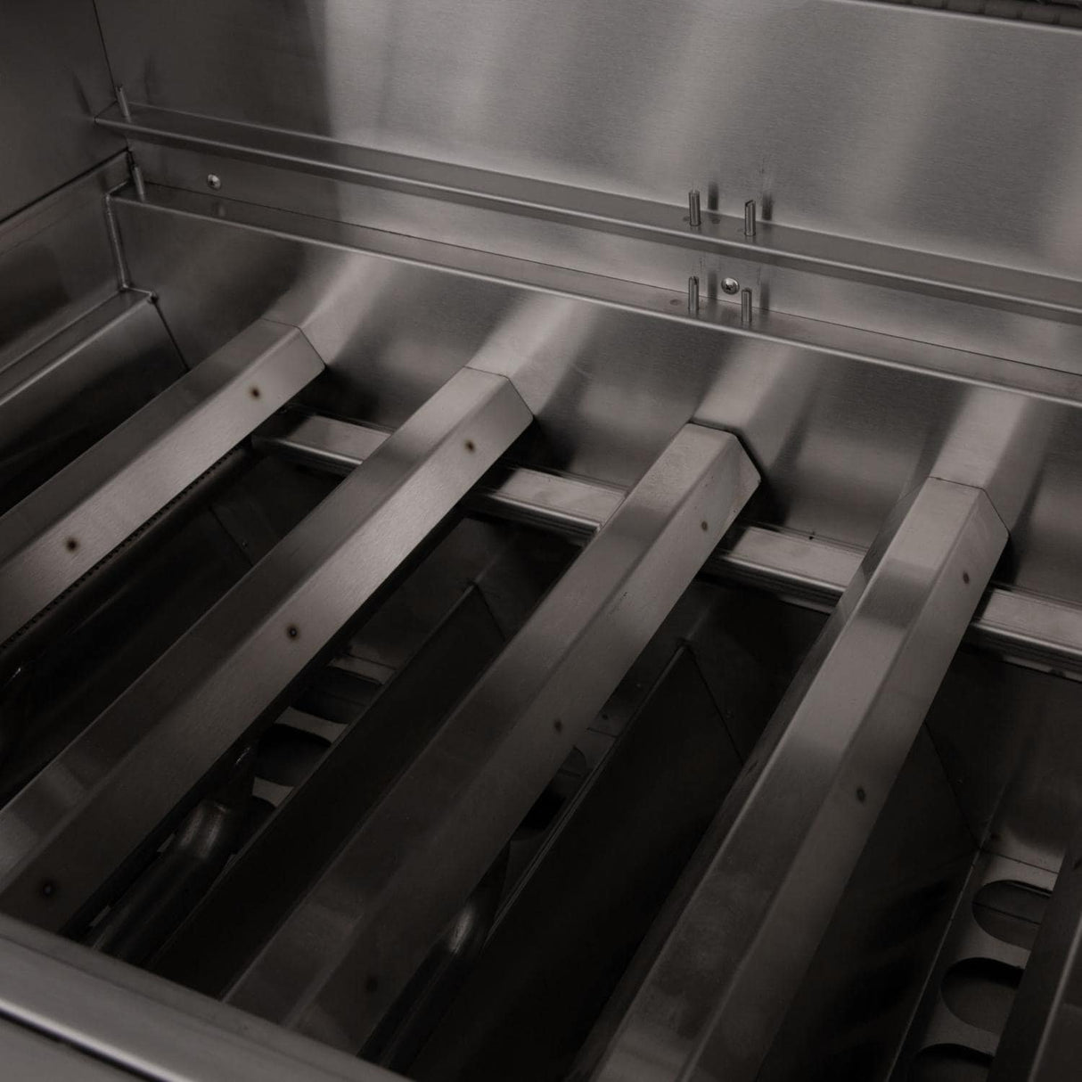 American Made Grills Muscle 54-Inch Hybrid Gas Wood Charcoal Grill