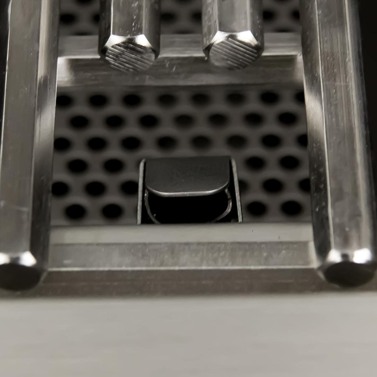 Blaze Professional LUX 44-Inch 4-Burner Gas Grill With Rear Infrared Burner On Cart