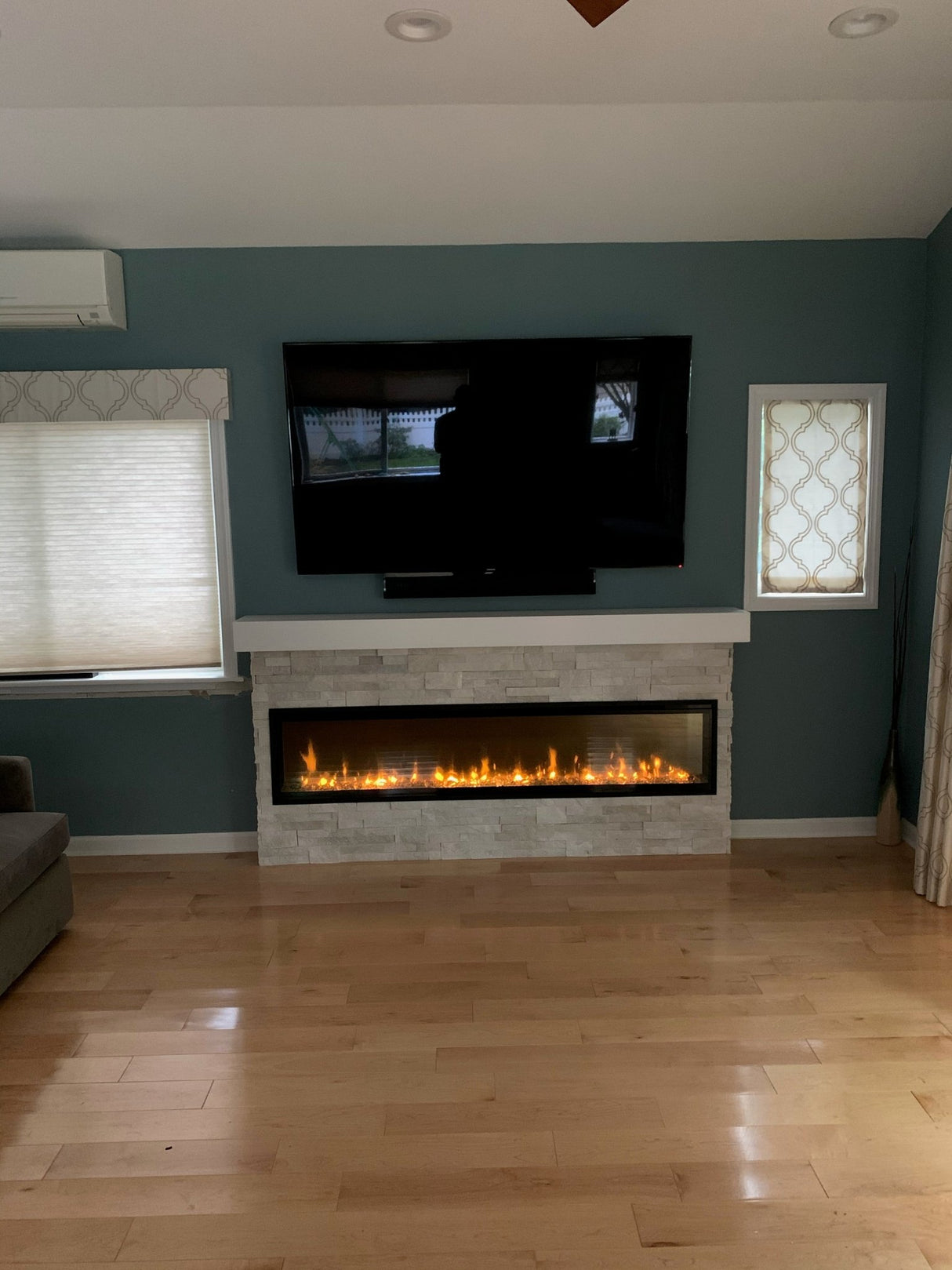 Dimplex IgniteXL 74 Inch Linear Electric Fireplace - XLF74