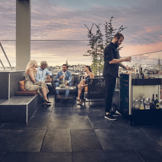 Dometic MoBar 550S Outdoor Mobile Bar Beverage Center w/ Dual Zone Refrigerator