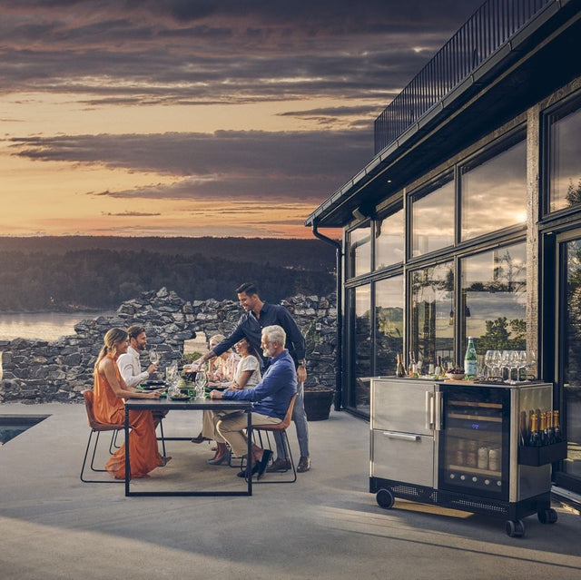 Dometic MoBar 550S Outdoor Mobile Bar Beverage Center w/ Dual Zone Refrigerator