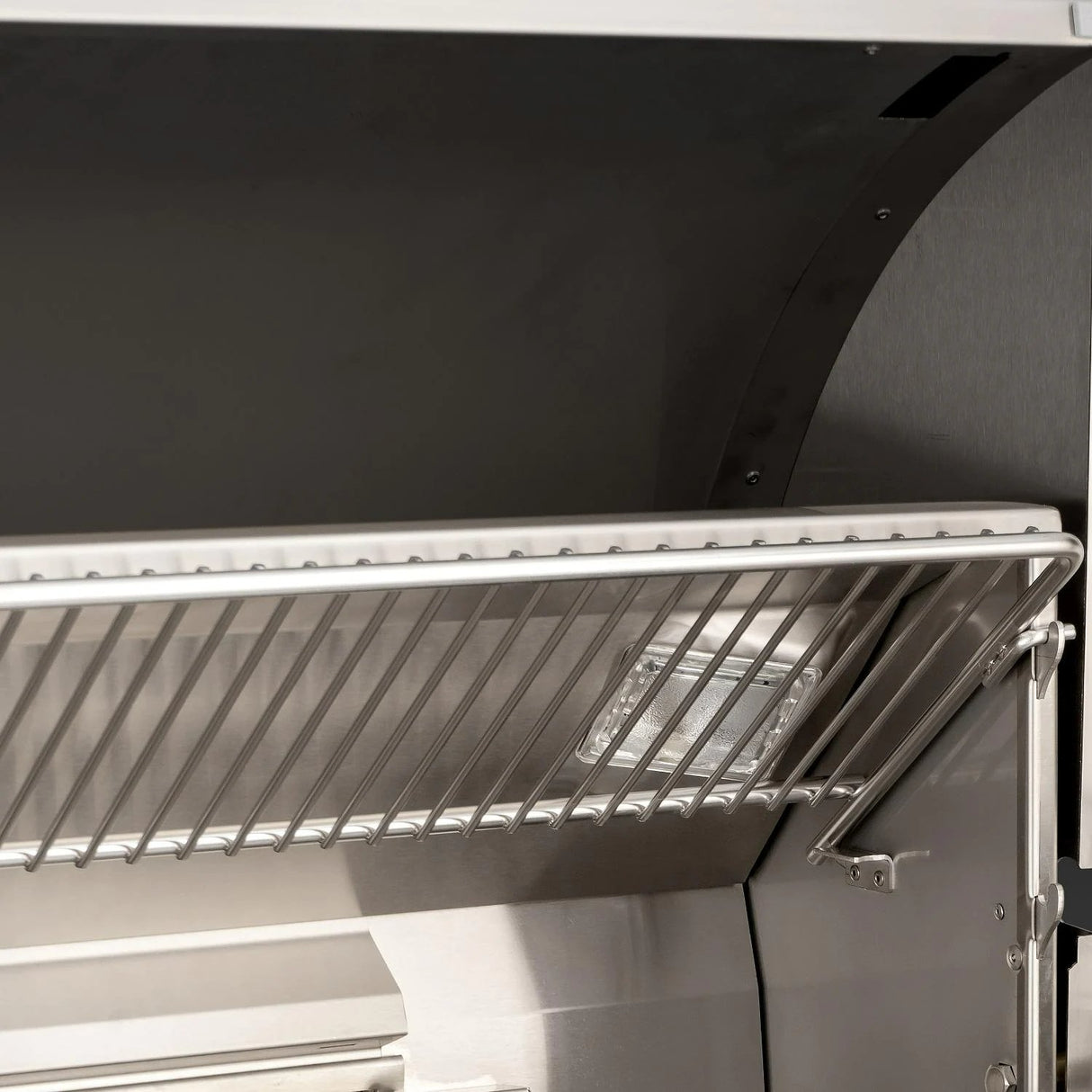 Fire Magic Echelon Diamond E790I 36-Inch Built-In Gas Grill With Rotisserie And Digital Thermometer