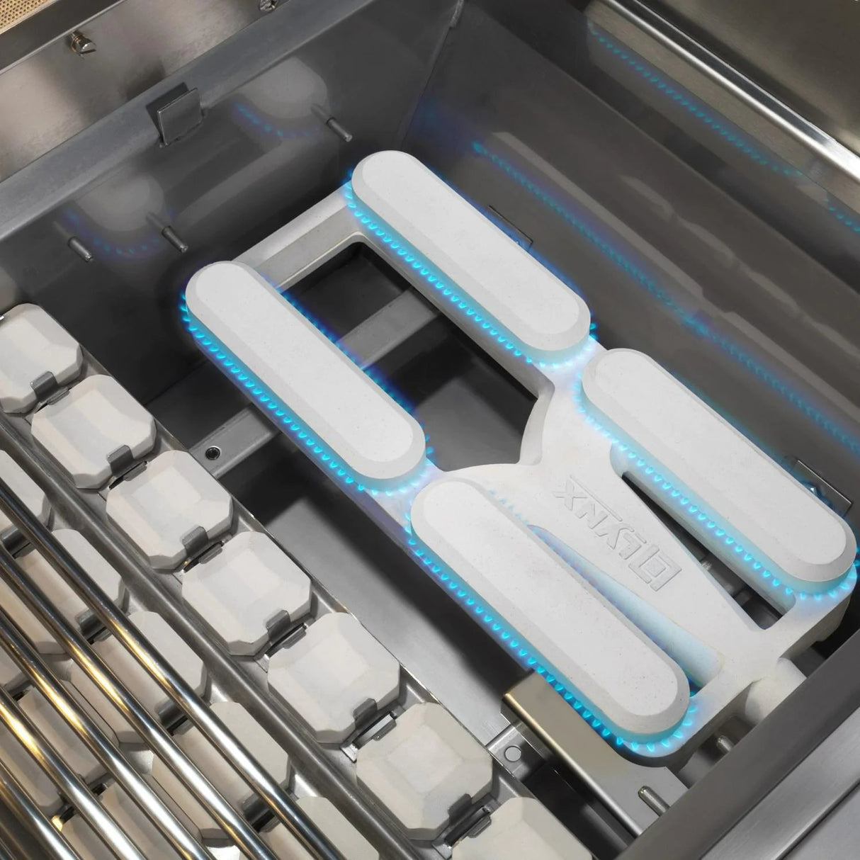 Lynx L42TR Professional 42-Inch Built-In Propane Gas Grill With 1 Infrared Trident Burner & Rotisserie