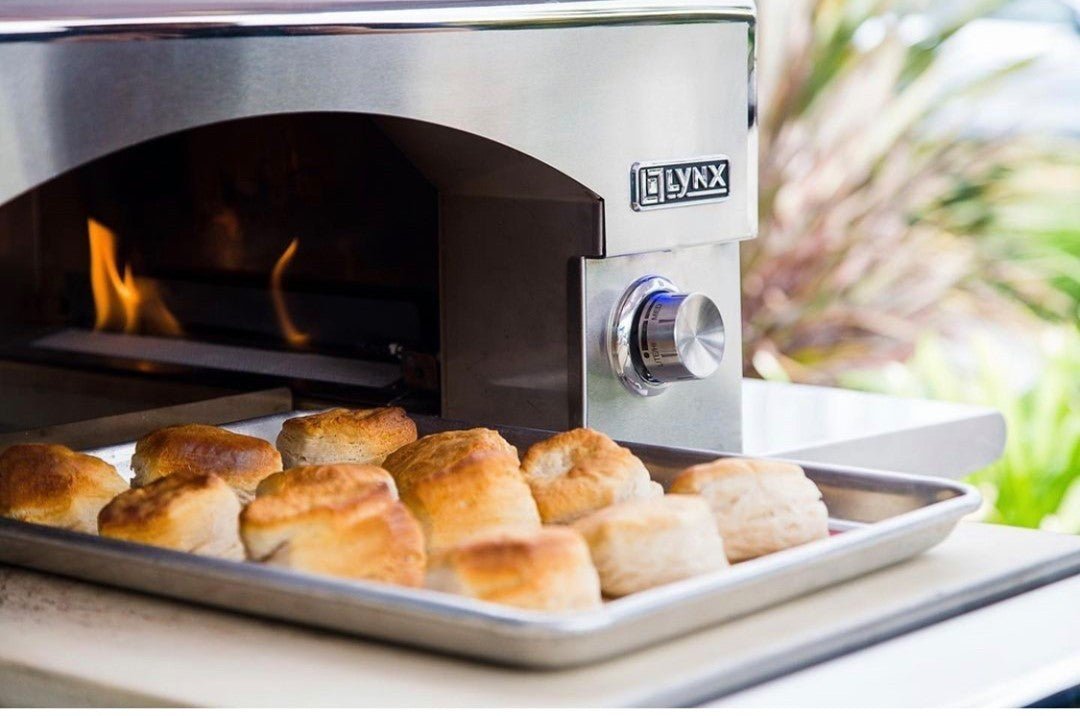 Lynx Professional Napoli 30-Inch Built-In Counter Top Natural Gas Outdoor Pizza Oven - LPZA-NG