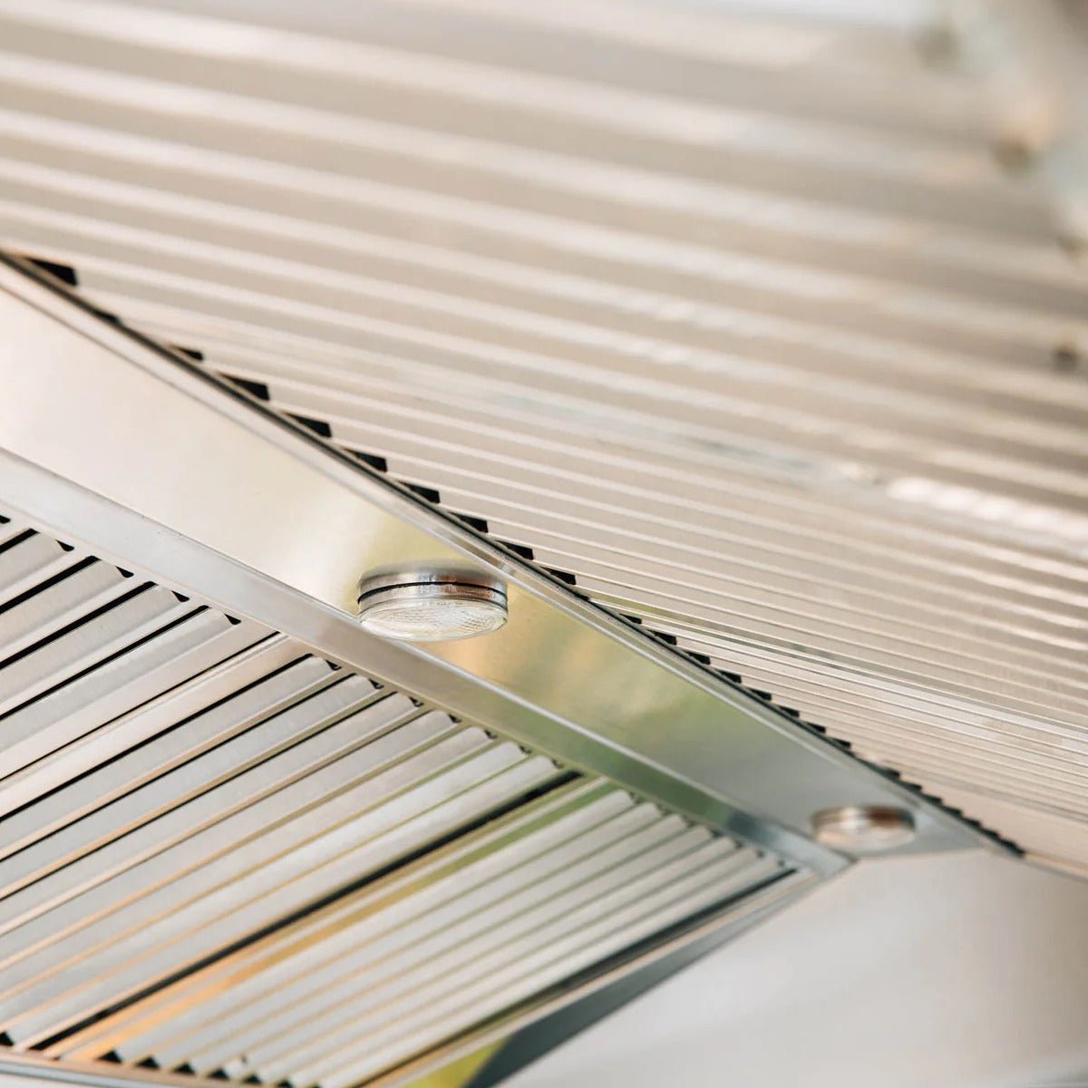 Summerset 36-Inch 1200 CFM Outdoor Kitchen Vent Hood - SSVH-36