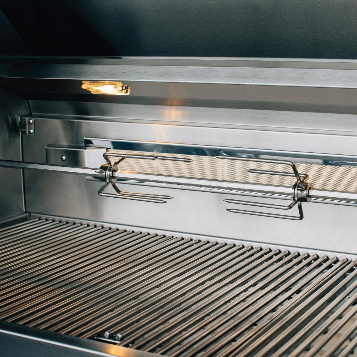 Summerset Alturi 36-Inch 3-Burner Built-In Gas Grill & Rotisserie