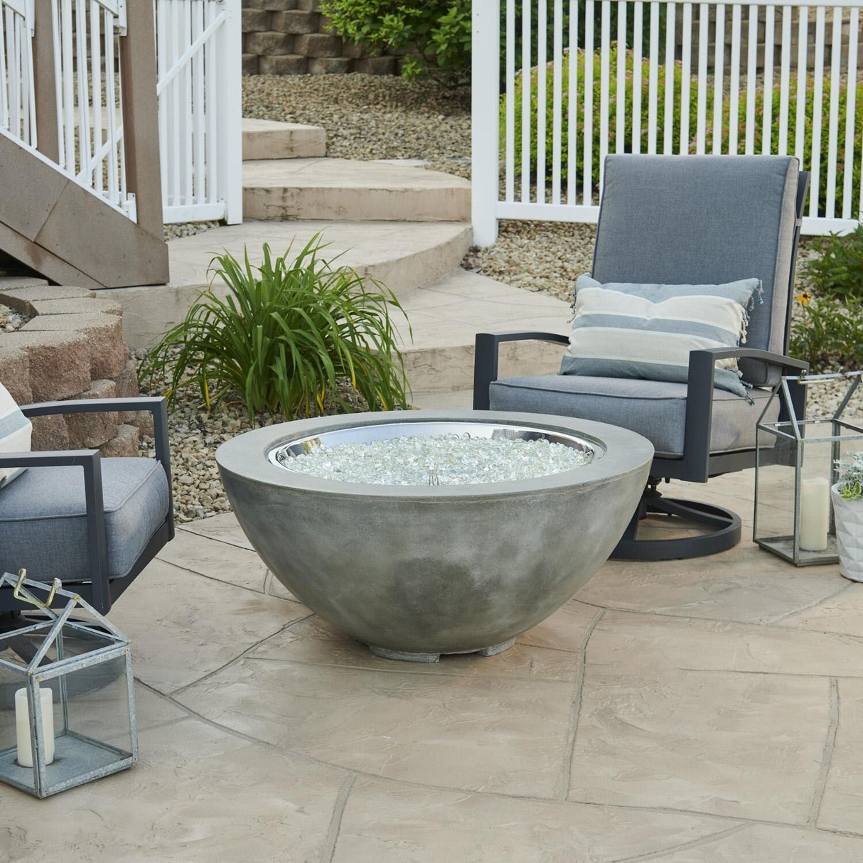 The Outdoor GreatRoom Company Cove 42-Inch Round Gas Fire Pit