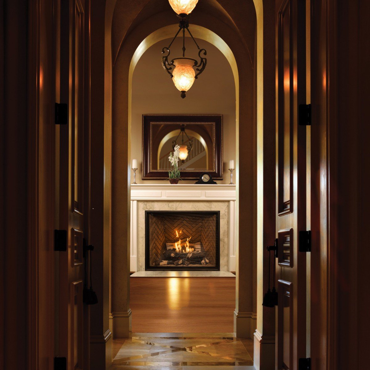 Town & Country TC42 Luxury Gas Fireplace