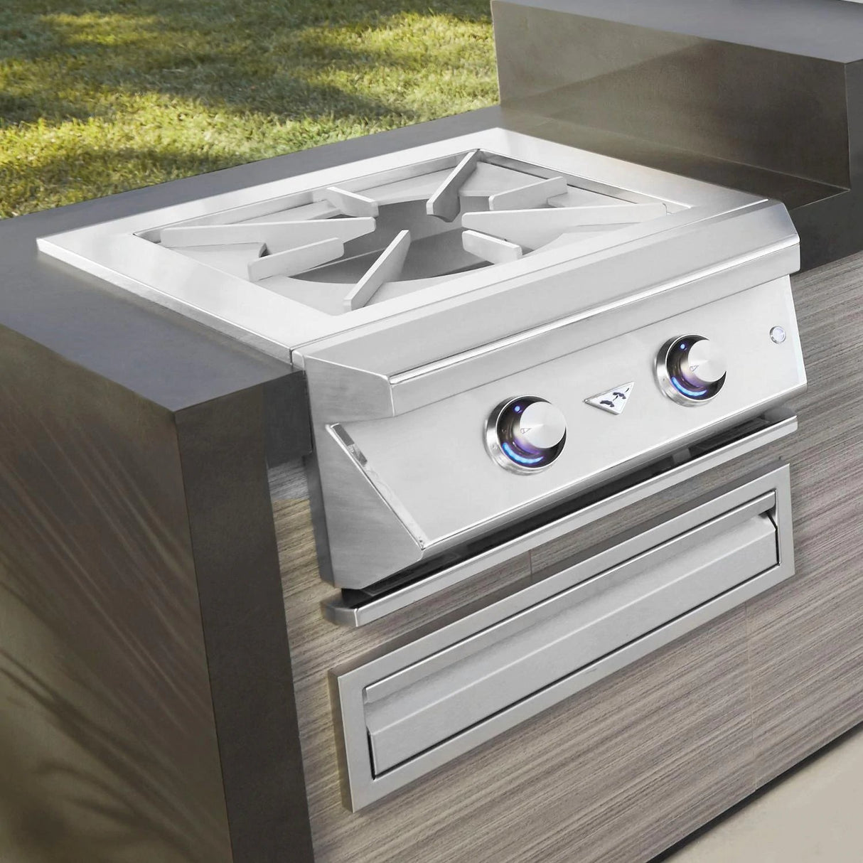 Twin Eagles Built-In 24" Gas Power Burner with Reversible Heavy Duty Grate & Stainless Steel Lid