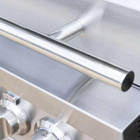 Summerset Sizzler Pro Built-In Gas Grill - hood handle detail