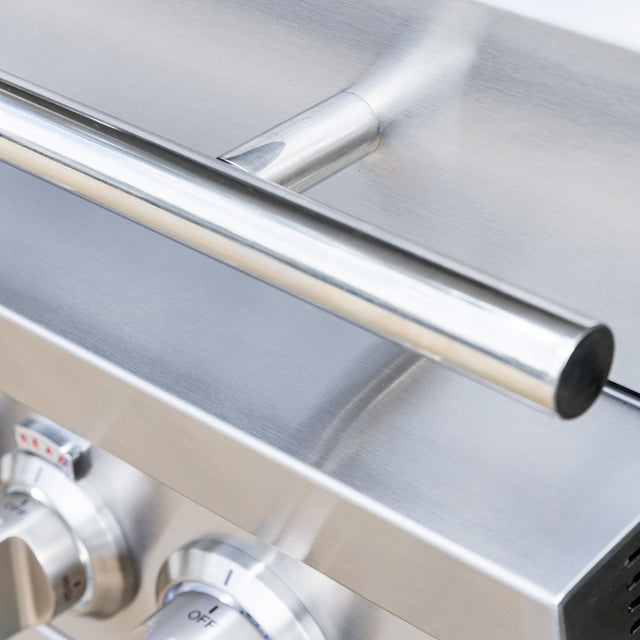 Summerset Sizzler Pro Built-In Gas Grill - hood handle detail
