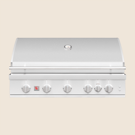 Summerset Sizzler Pro SZRPRO40 40-Inch Built-In Gas Grill - front view hood closed