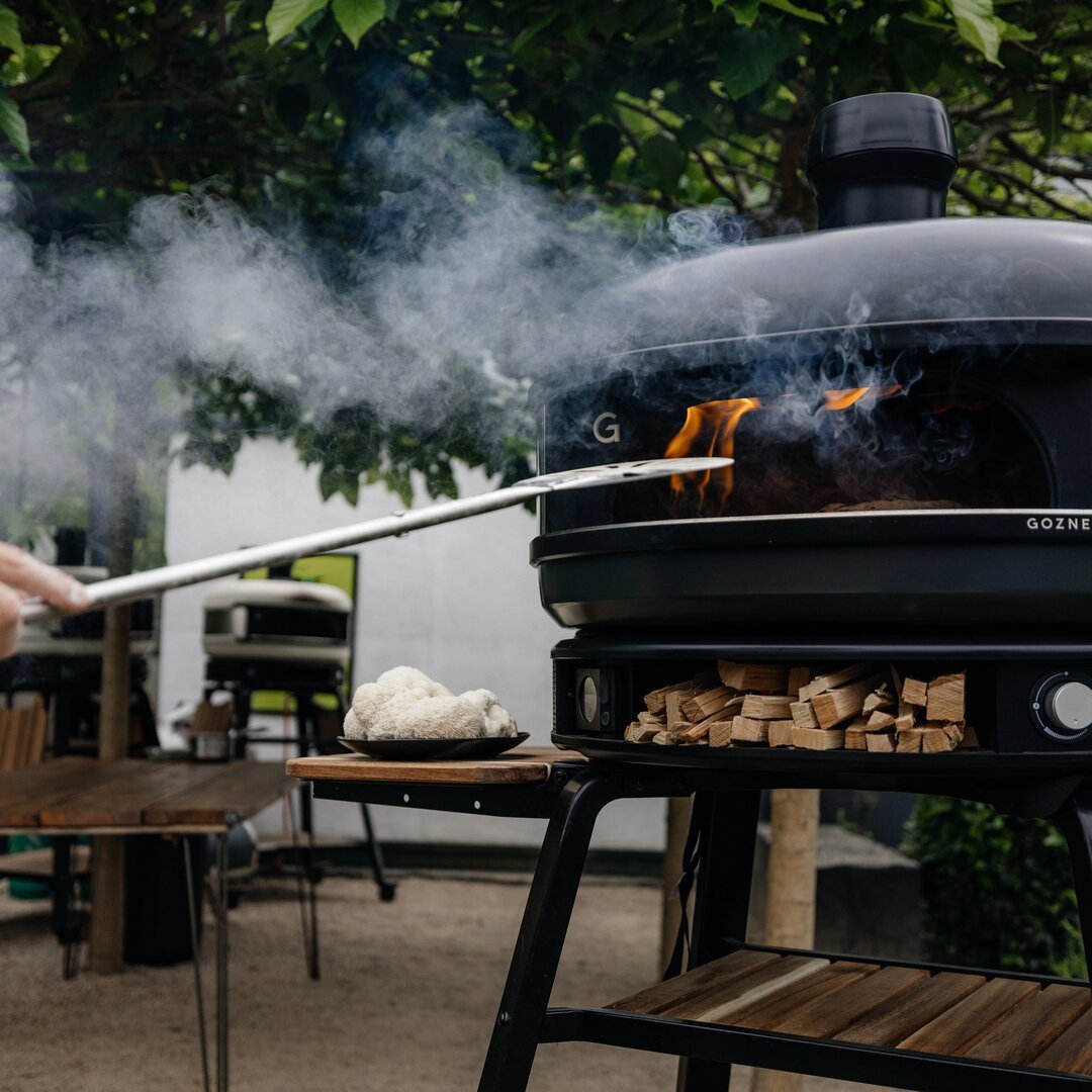 Gozney Dome Off-Black Outdoor Oven Propane Gas & Wood Dual Fuel - Limited Edition