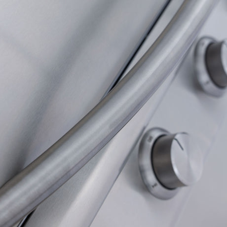 Blaze BCM 32-inch grill handle detail