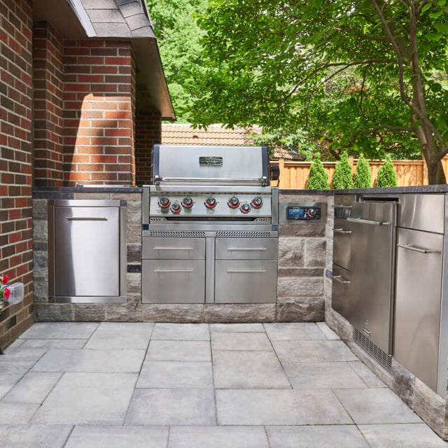 Broil King Imperial QS 590 5-Burner Built-In Propane Gas Grill