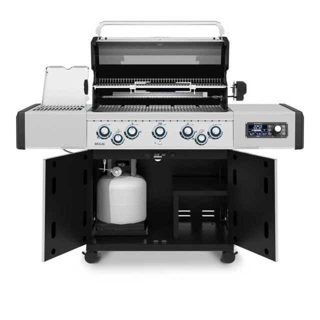 Broil King Regal Q 590 Pro IR Gas Grill