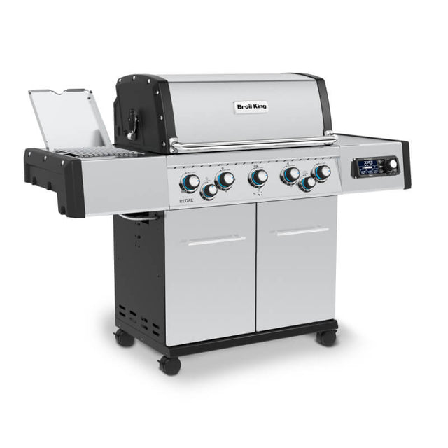 Broil King Regal Q 590 Pro IR Gas Grill