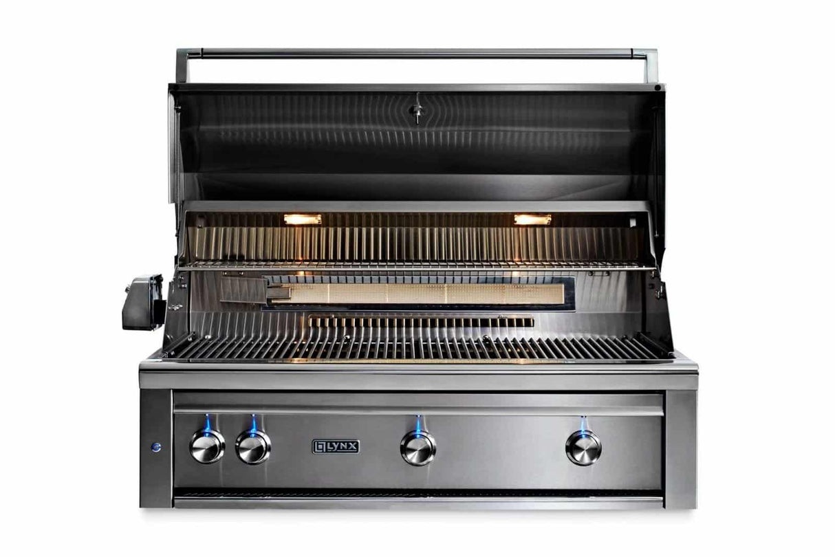 Lynx | Professional 42" Built-In Grill with Ceramic Burners & Rotisserie